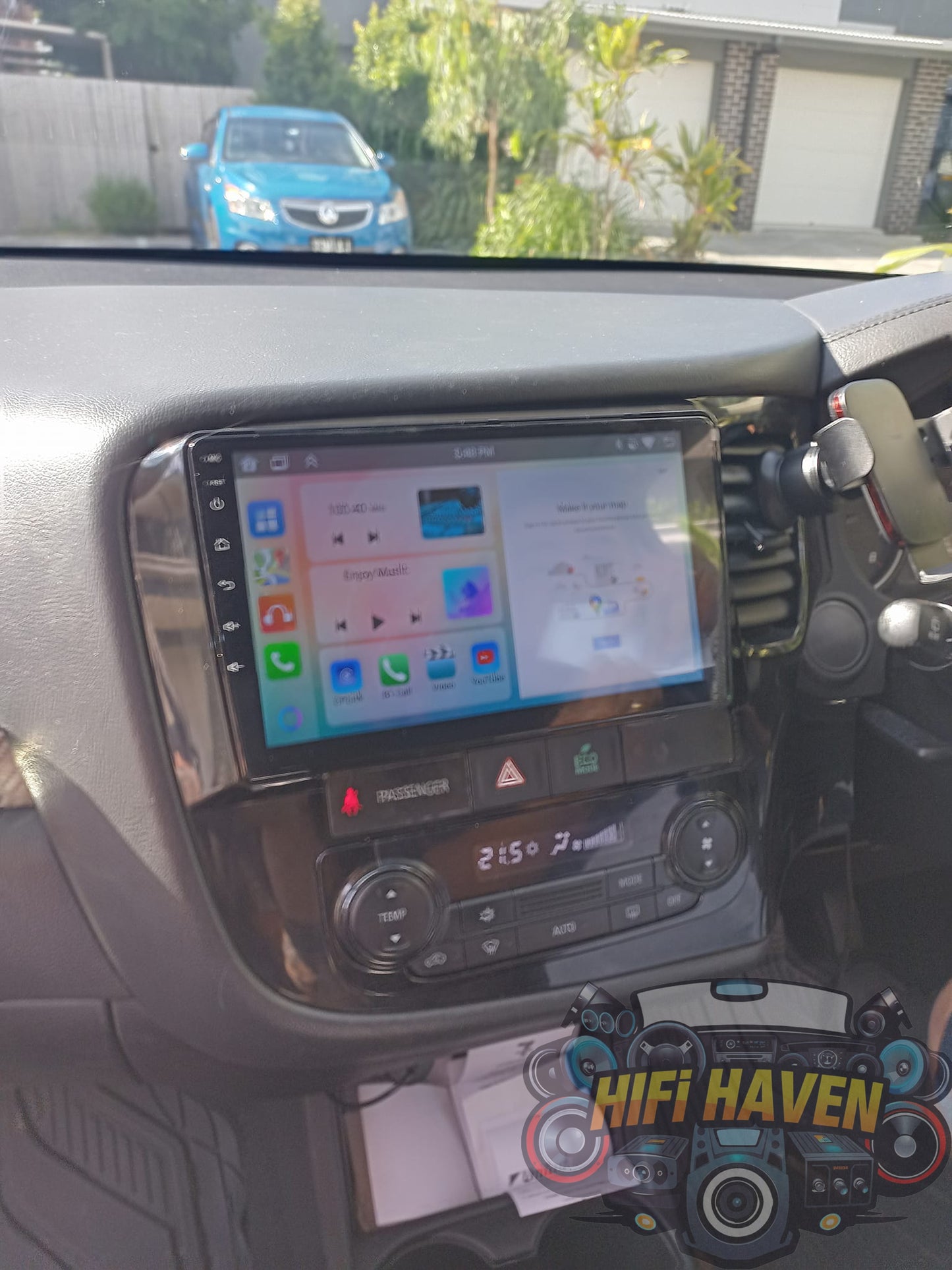 Mitsubishi Outlander 2013-2022 9" Carplay Kit