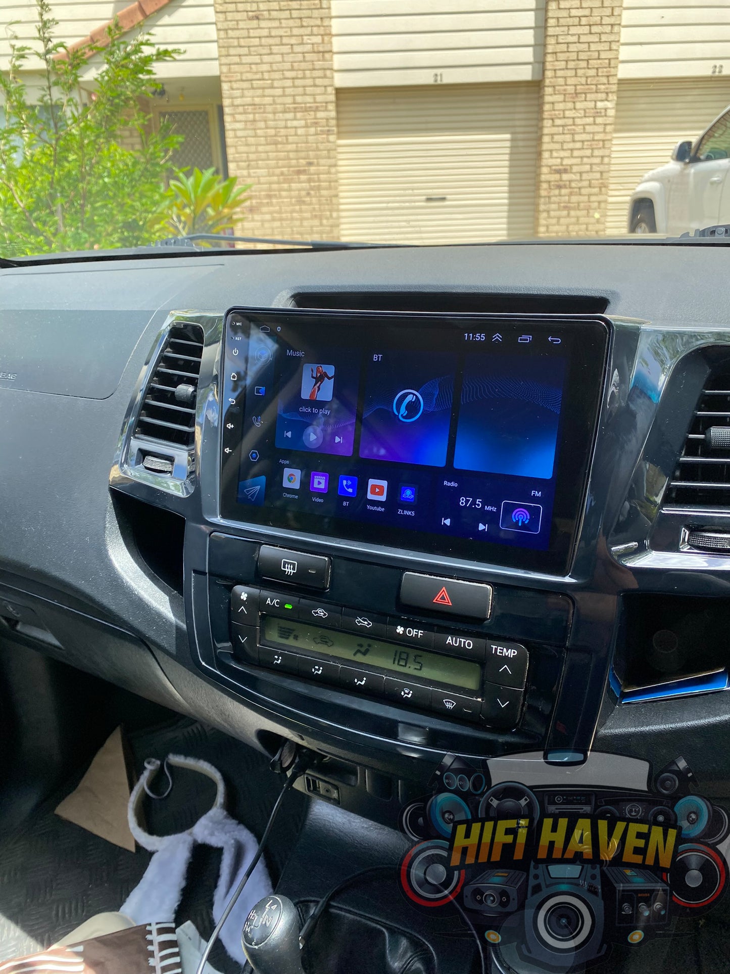 Toyota Hilux 2005 - 2015 9" Carplay Kit
