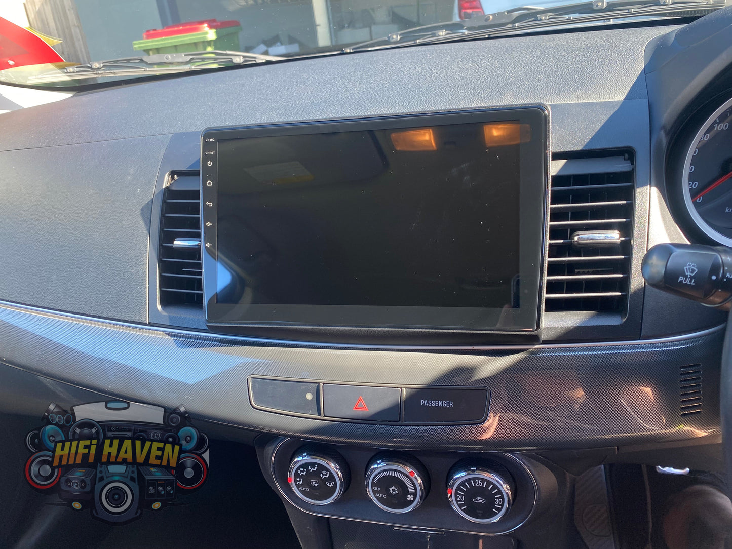 Mitsubishi Lancer 2007-2022 9" Carplay Kit