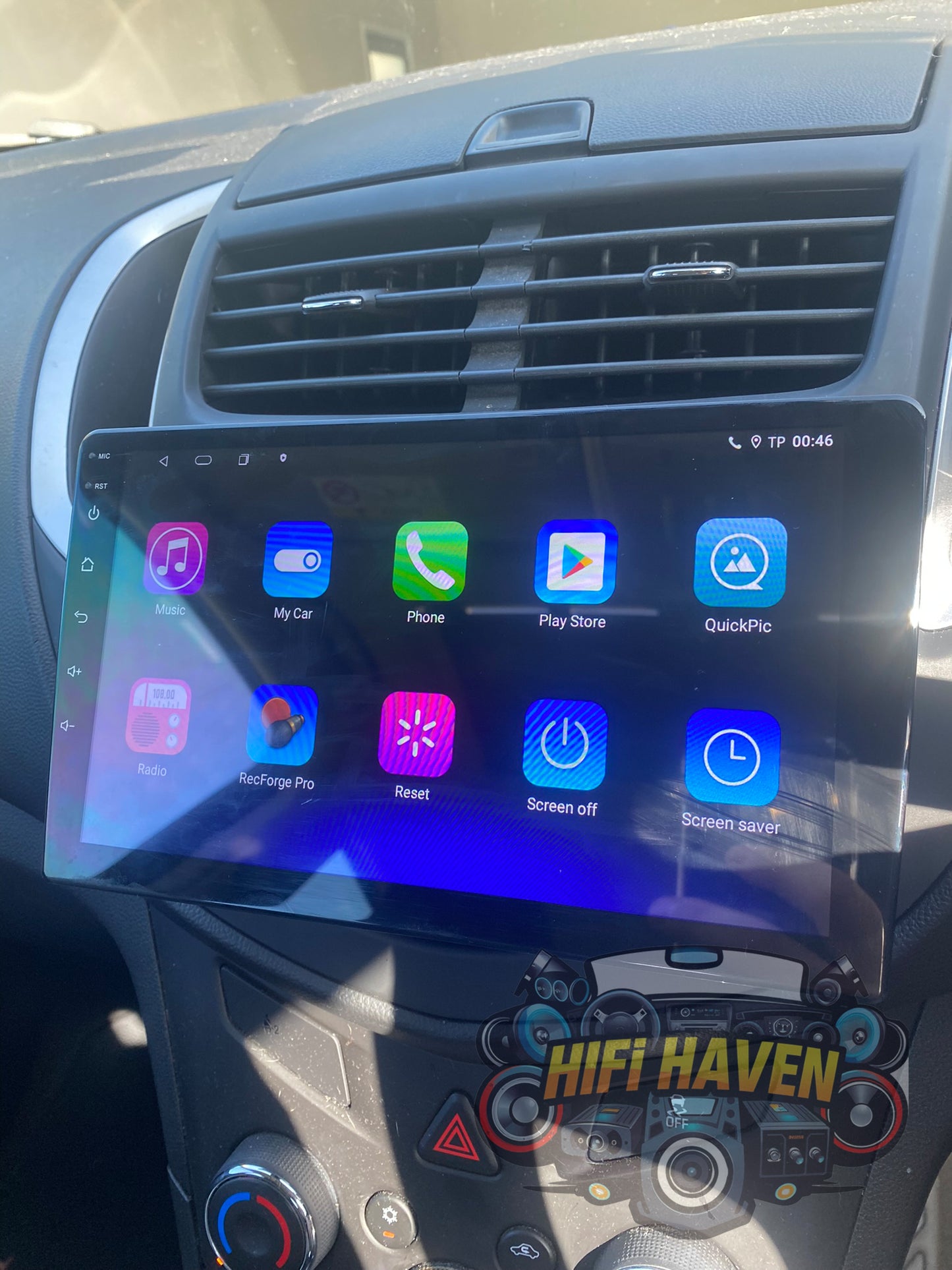 9" CarPlay and Android Auto Head unit Only