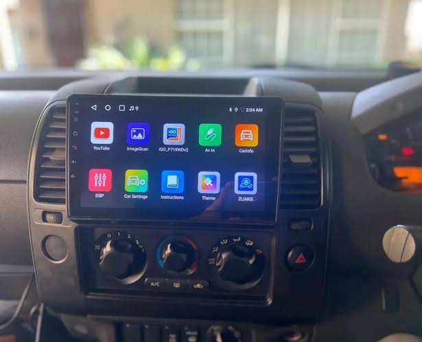Nissan Navara 2007-2015 9" Carplay Kit
